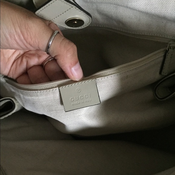 GUCCI Monogram Large Tote - Picture 5 of 8